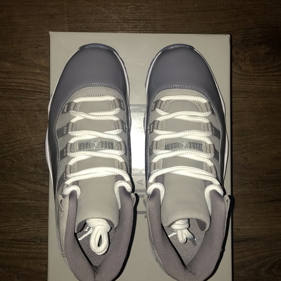 Retro 11 Jordan’s cool grey original box unworn and brand new authentic sneakers - Picture 5 of 6